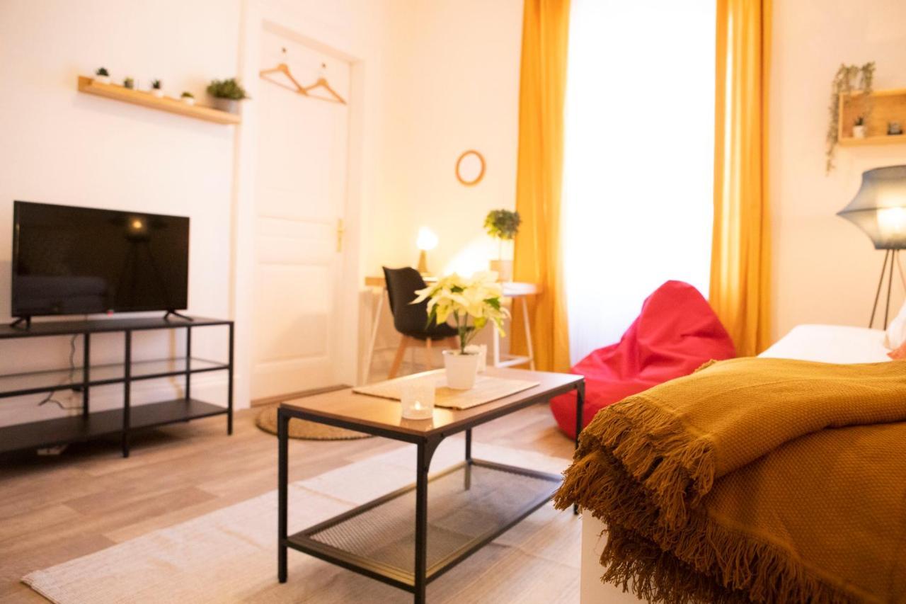 Apartament Green Appart Le Chene Rouge Avec Jardin Prive Miluza Zewnętrze zdjęcie